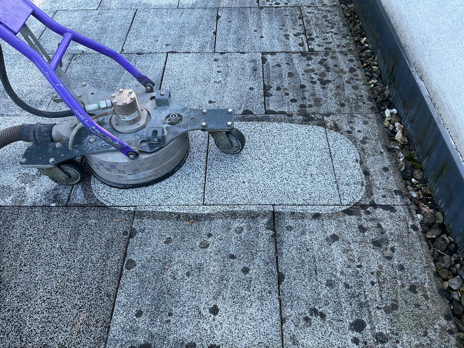 Terrassenreinigung, Probefläche, Ender Flächenreinigung, Steinexperte, Steinreinigung